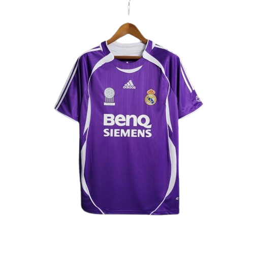 Retro 06/07 Real Madrid Third Kit